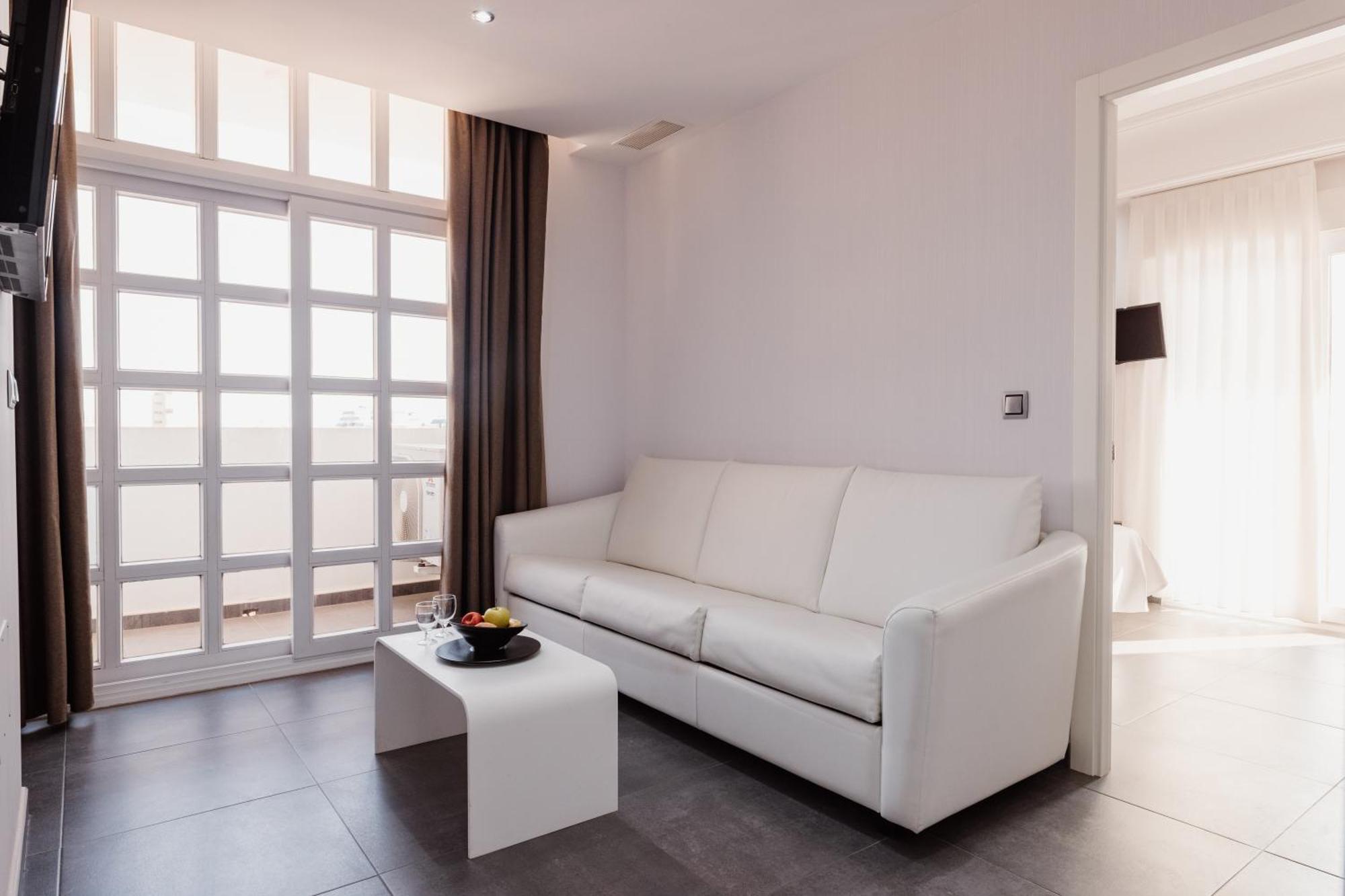 Hotel Los Delfines Ла-Манга-дель-Мар-Менор Екстер'єр фото
