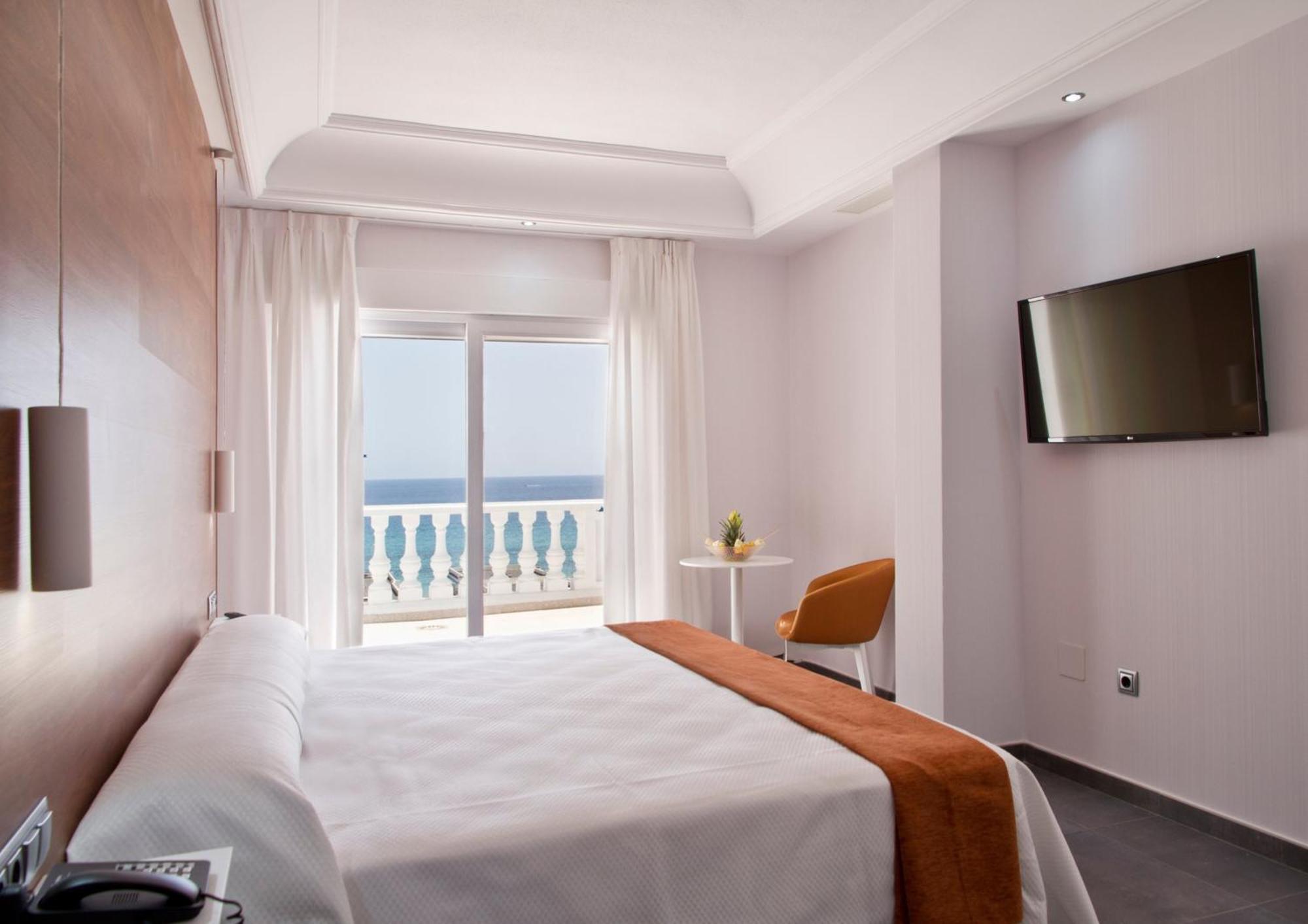 Hotel Los Delfines Ла-Манга-дель-Мар-Менор Екстер'єр фото