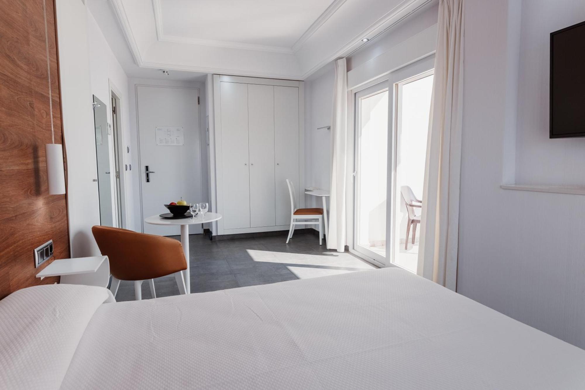 Hotel Los Delfines Ла-Манга-дель-Мар-Менор Екстер'єр фото