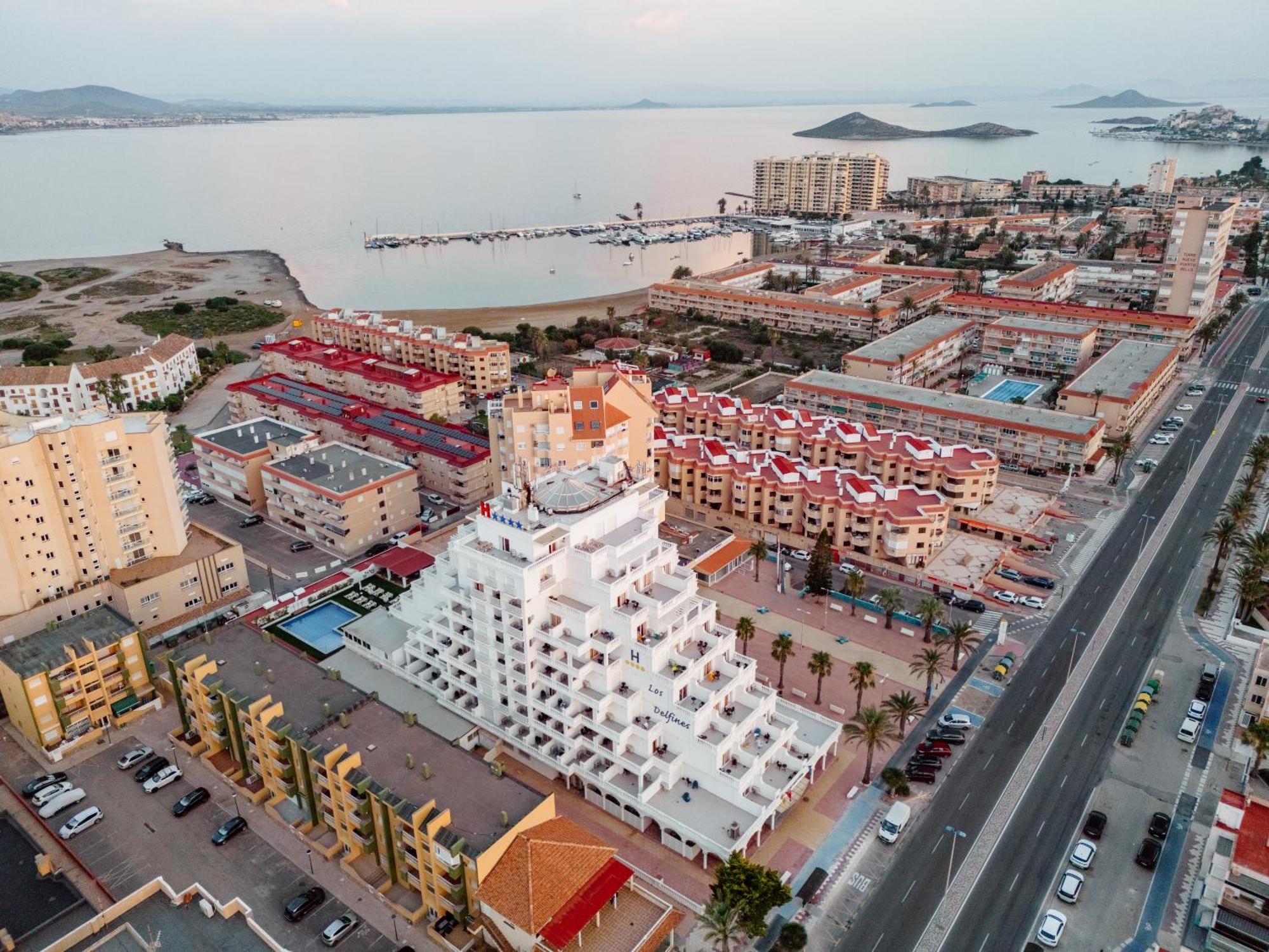 Hotel Los Delfines Ла-Манга-дель-Мар-Менор Екстер'єр фото